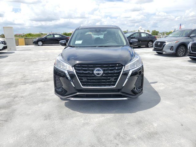 2024 Nissan Kicks S