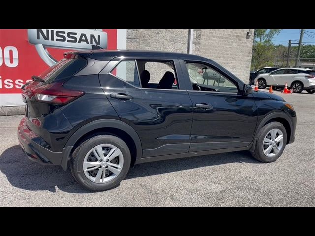 2024 Nissan Kicks S