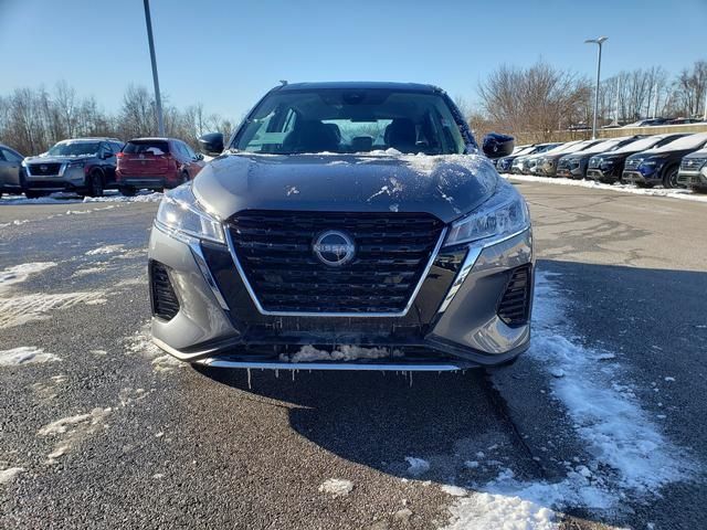 2024 Nissan Kicks S