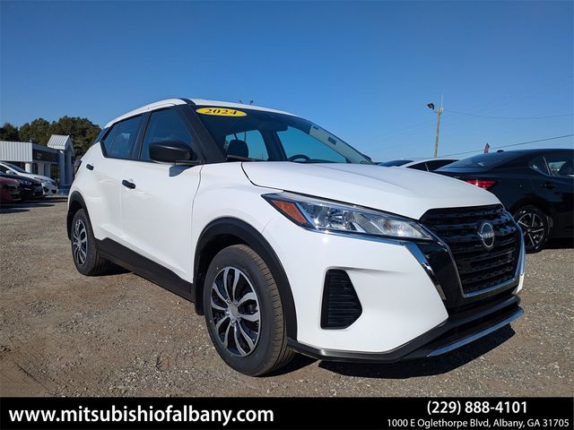 2024 Nissan Kicks S