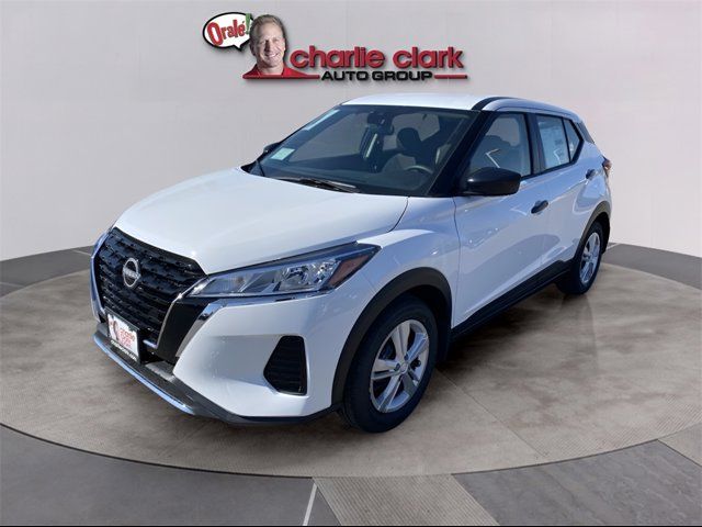 2024 Nissan Kicks S