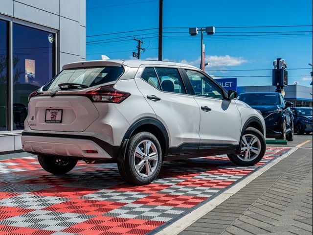 2024 Nissan Kicks S