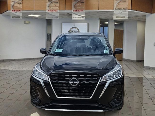 2024 Nissan Kicks S