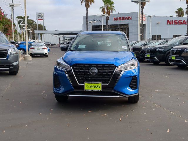 2024 Nissan Kicks S