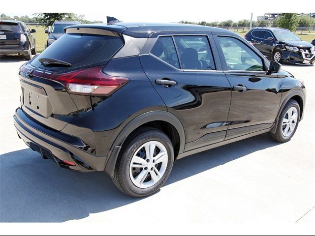 2024 Nissan Kicks S