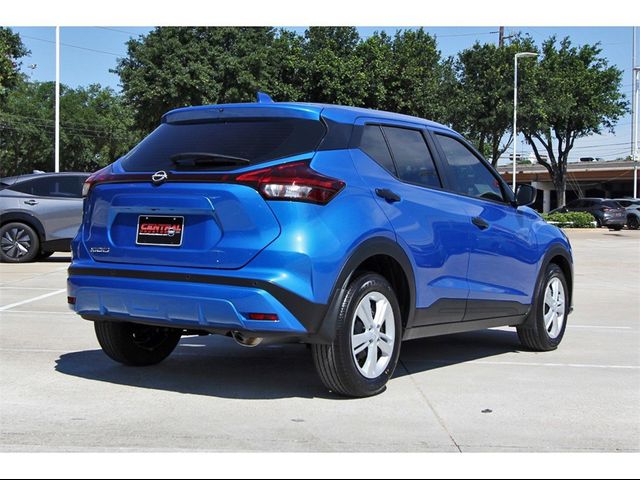 2024 Nissan Kicks S