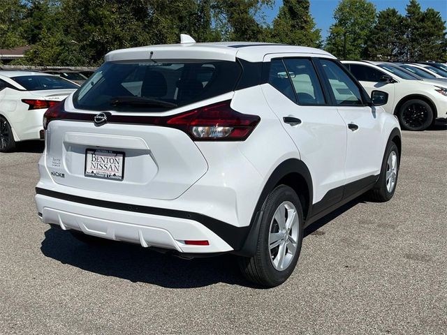 2024 Nissan Kicks S