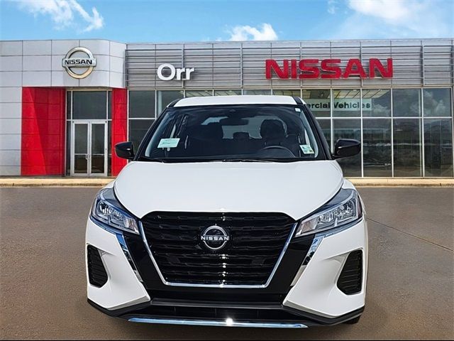 2024 Nissan Kicks S