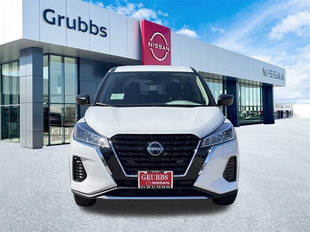 2024 Nissan Kicks S