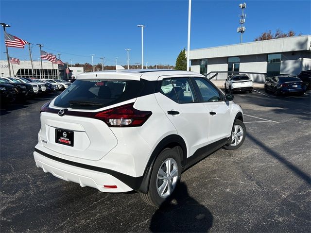 2024 Nissan Kicks S