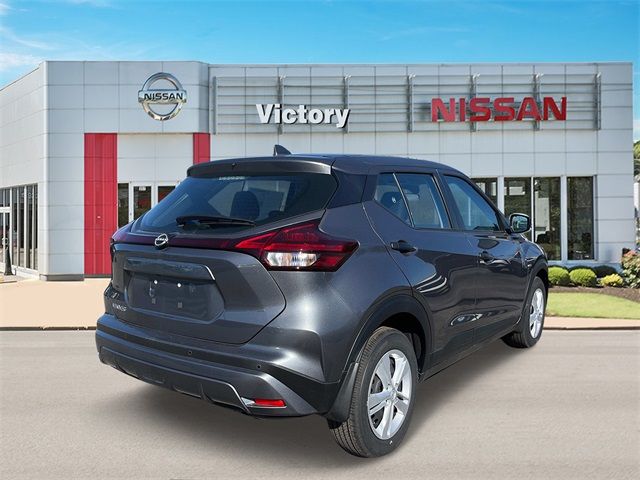 2024 Nissan Kicks S