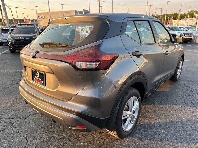 2024 Nissan Kicks S