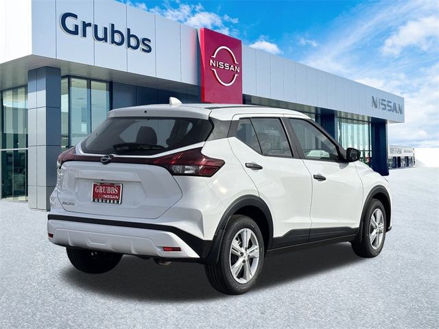 2024 Nissan Kicks S