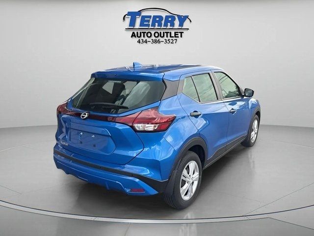 2024 Nissan Kicks S