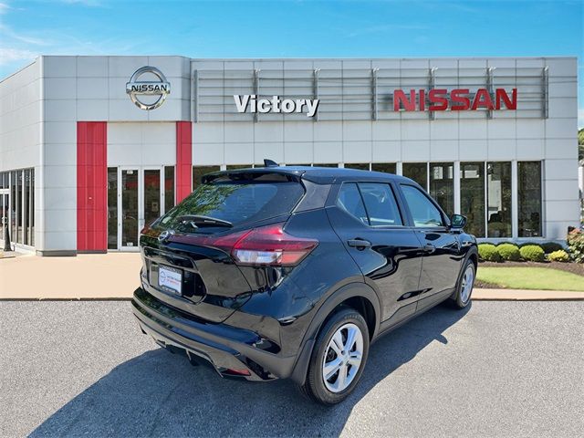 2024 Nissan Kicks S