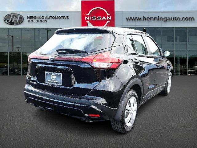 2024 Nissan Kicks S