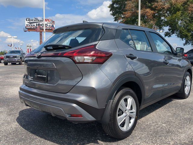 2024 Nissan Kicks S