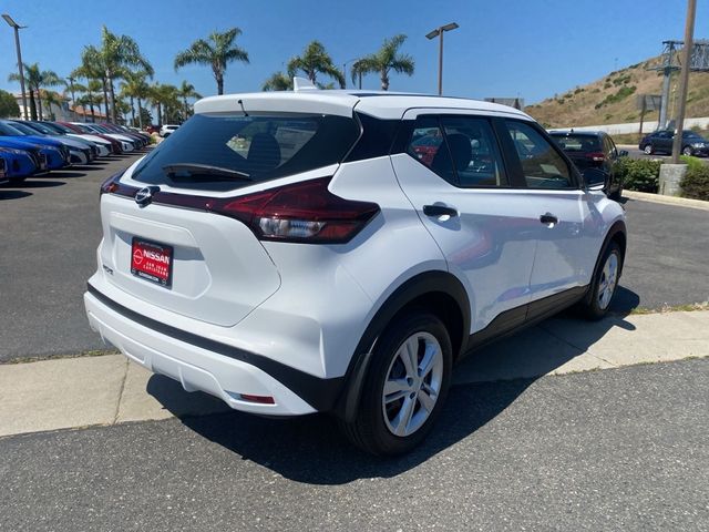 2024 Nissan Kicks S