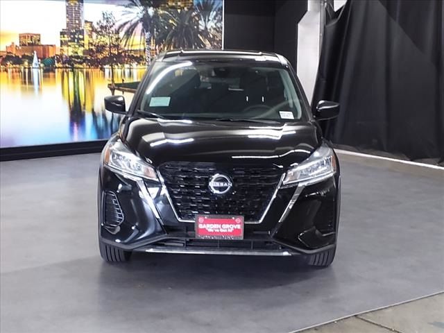 2024 Nissan Kicks S