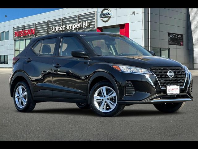 2024 Nissan Kicks S