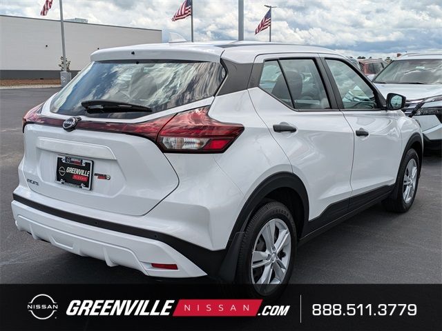 2024 Nissan Kicks S