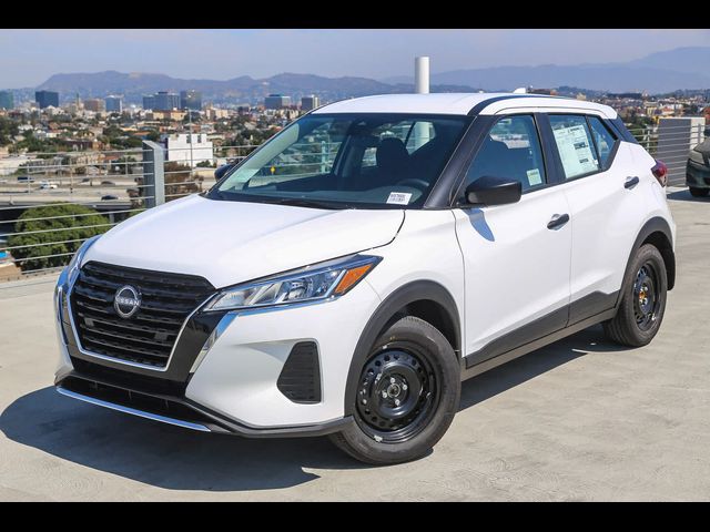 2024 Nissan Kicks S