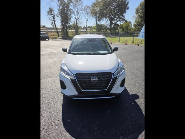 2024 Nissan Kicks S