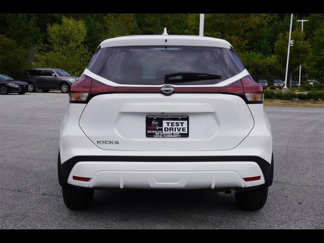 2024 Nissan Kicks S