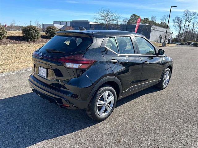 2024 Nissan Kicks S