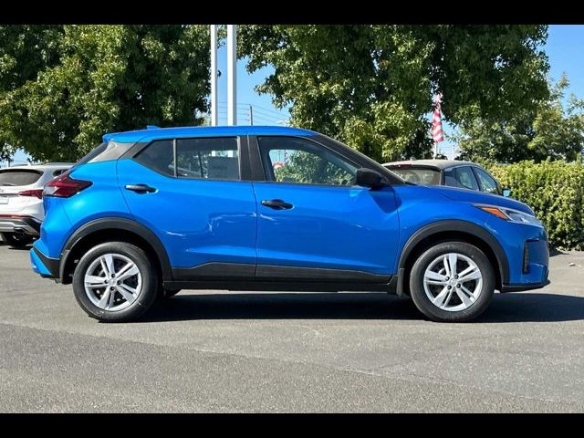 2024 Nissan Kicks S