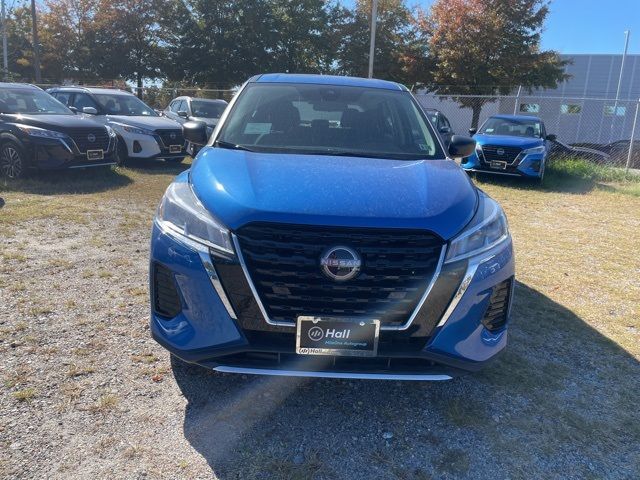 2024 Nissan Kicks S