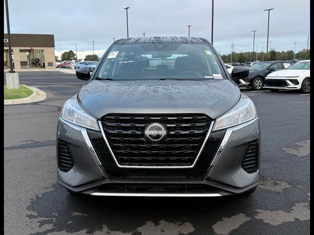 2024 Nissan Kicks S