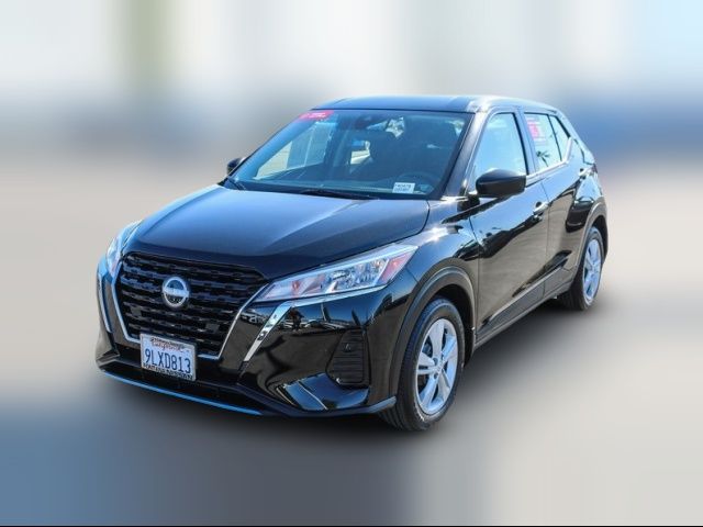 2024 Nissan Kicks S