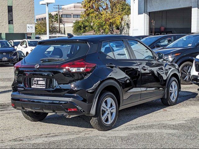 2024 Nissan Kicks S