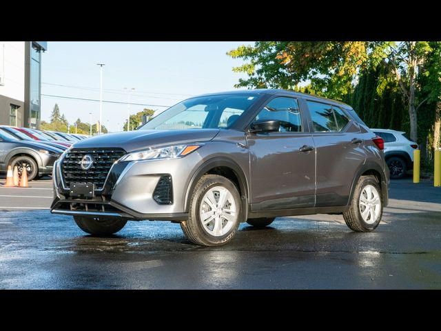 2024 Nissan Kicks S