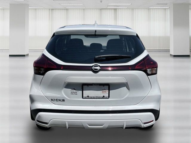 2024 Nissan Kicks S