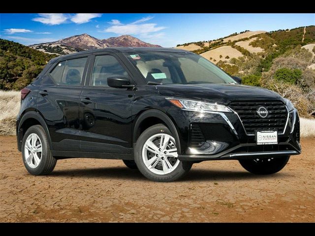 2024 Nissan Kicks S