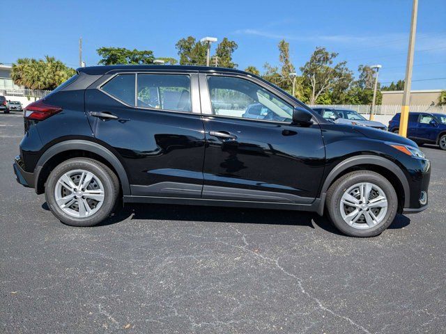 2024 Nissan Kicks S