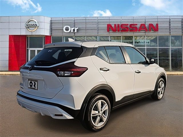 2024 Nissan Kicks S