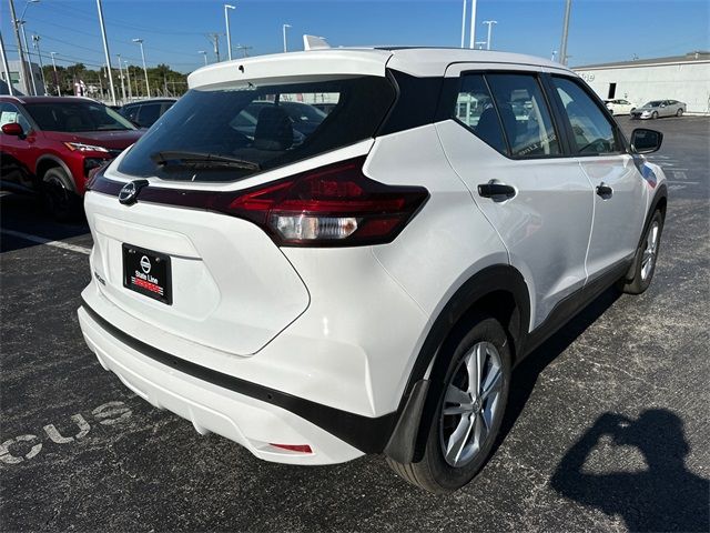 2024 Nissan Kicks S