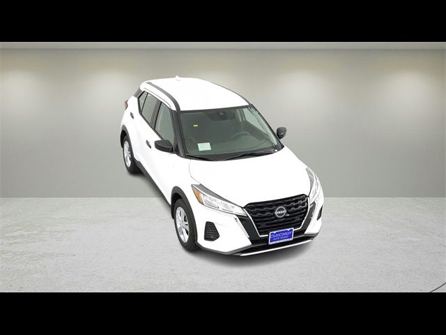 2024 Nissan Kicks S