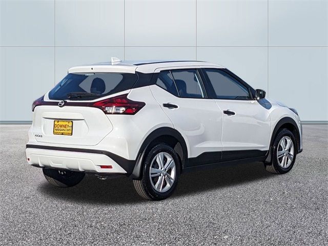 2024 Nissan Kicks S