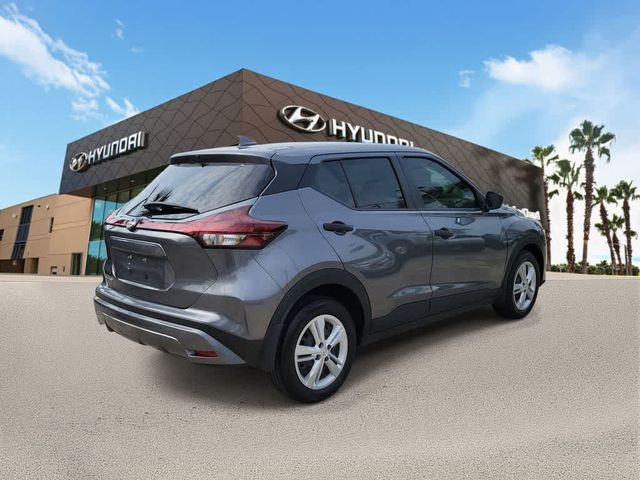 2024 Nissan Kicks S