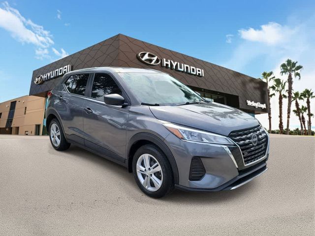 2024 Nissan Kicks S