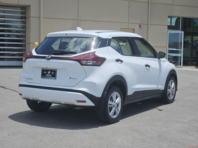 2024 Nissan Kicks S