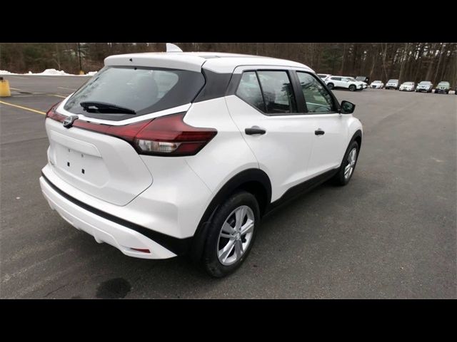 2024 Nissan Kicks S