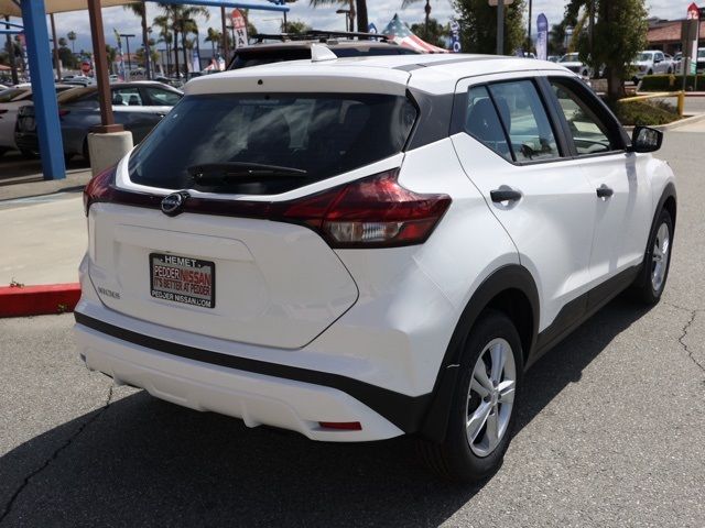 2024 Nissan Kicks S