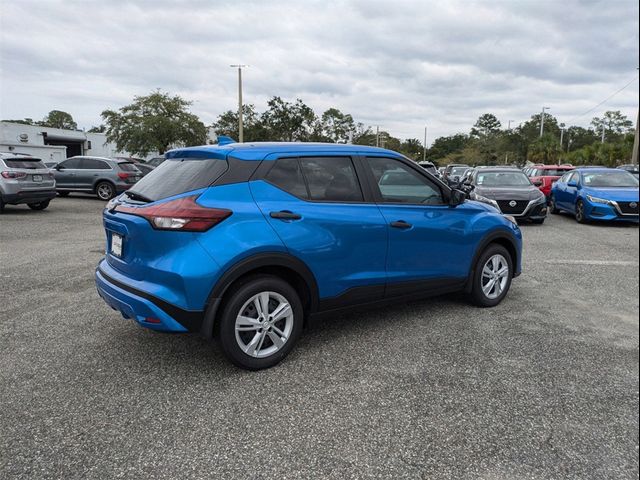 2024 Nissan Kicks S