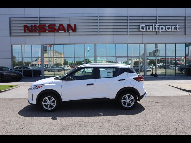 2024 Nissan Kicks S