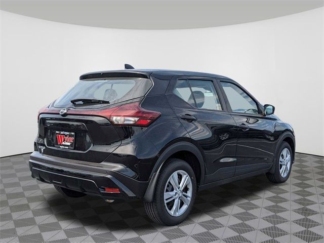 2024 Nissan Kicks S